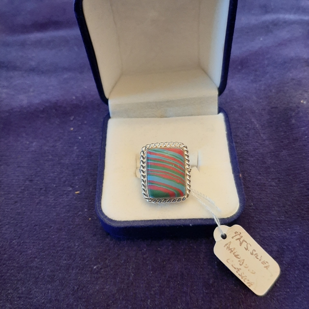 Ladies jewelry